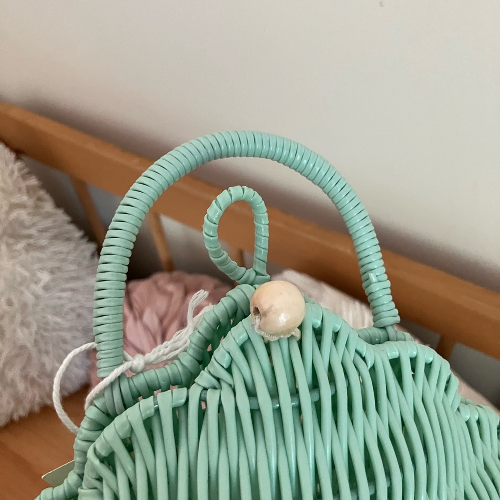 Sea Shell Handbag - Picture 3 of 4